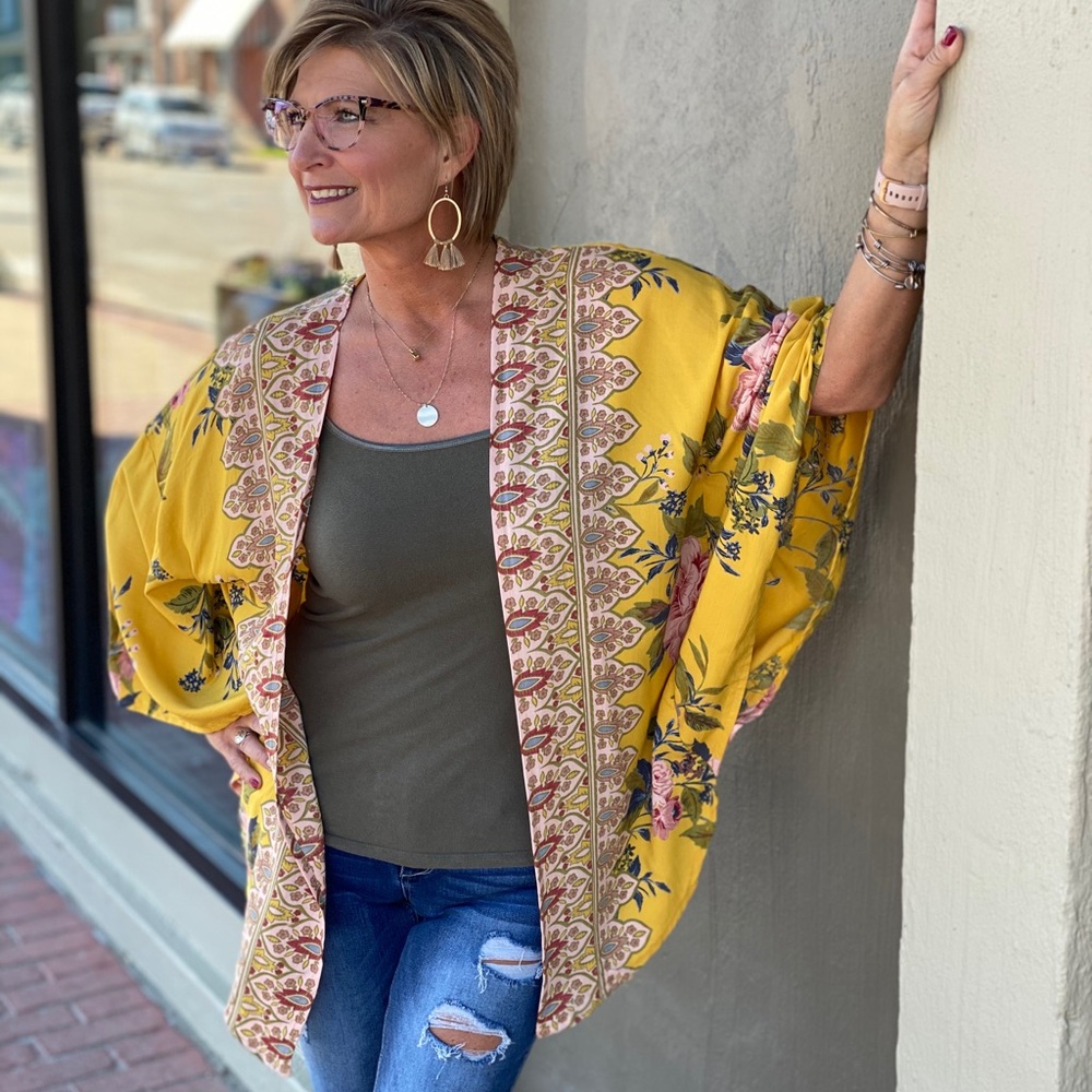 🌸Angie Yellow Floral Kimono